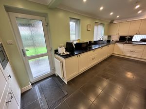 Photo 9- click for photo gallery